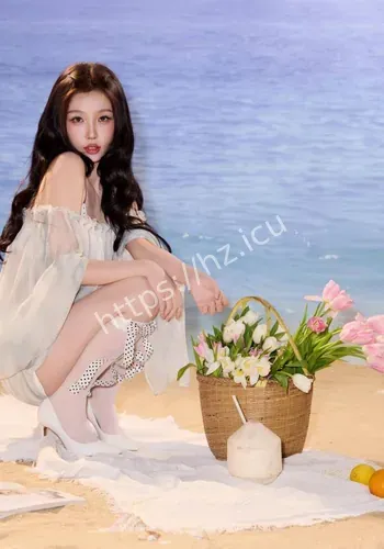 虞书欣穿白色吊带上衣事件